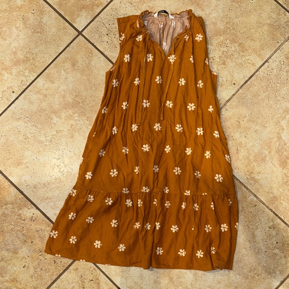 Sonoma Orange and White Midi Dress Chic and Stylish